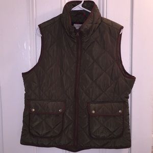 G.H. Bass & Co. vest